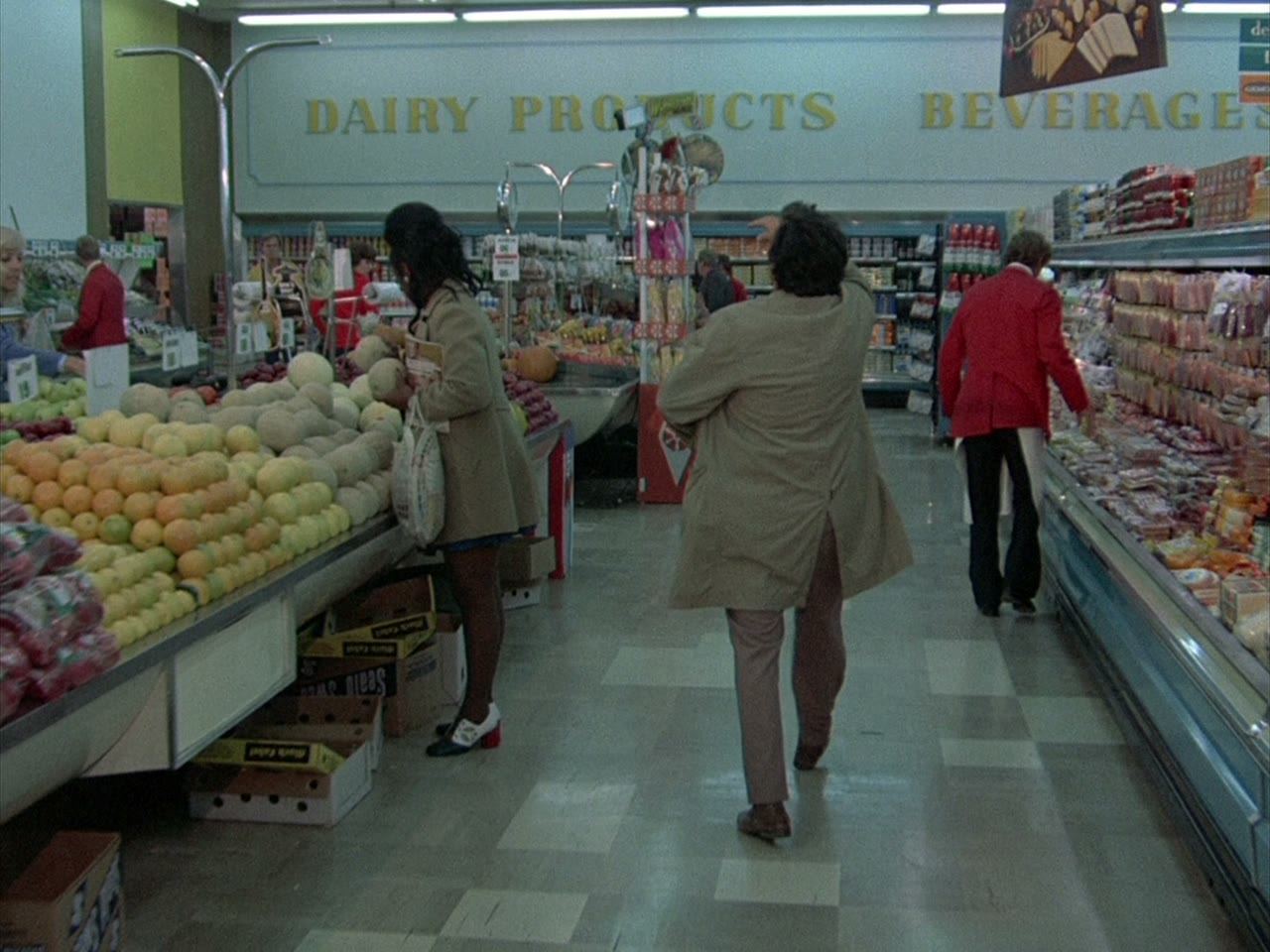 The subliminal frame works: the man goes off to buy food