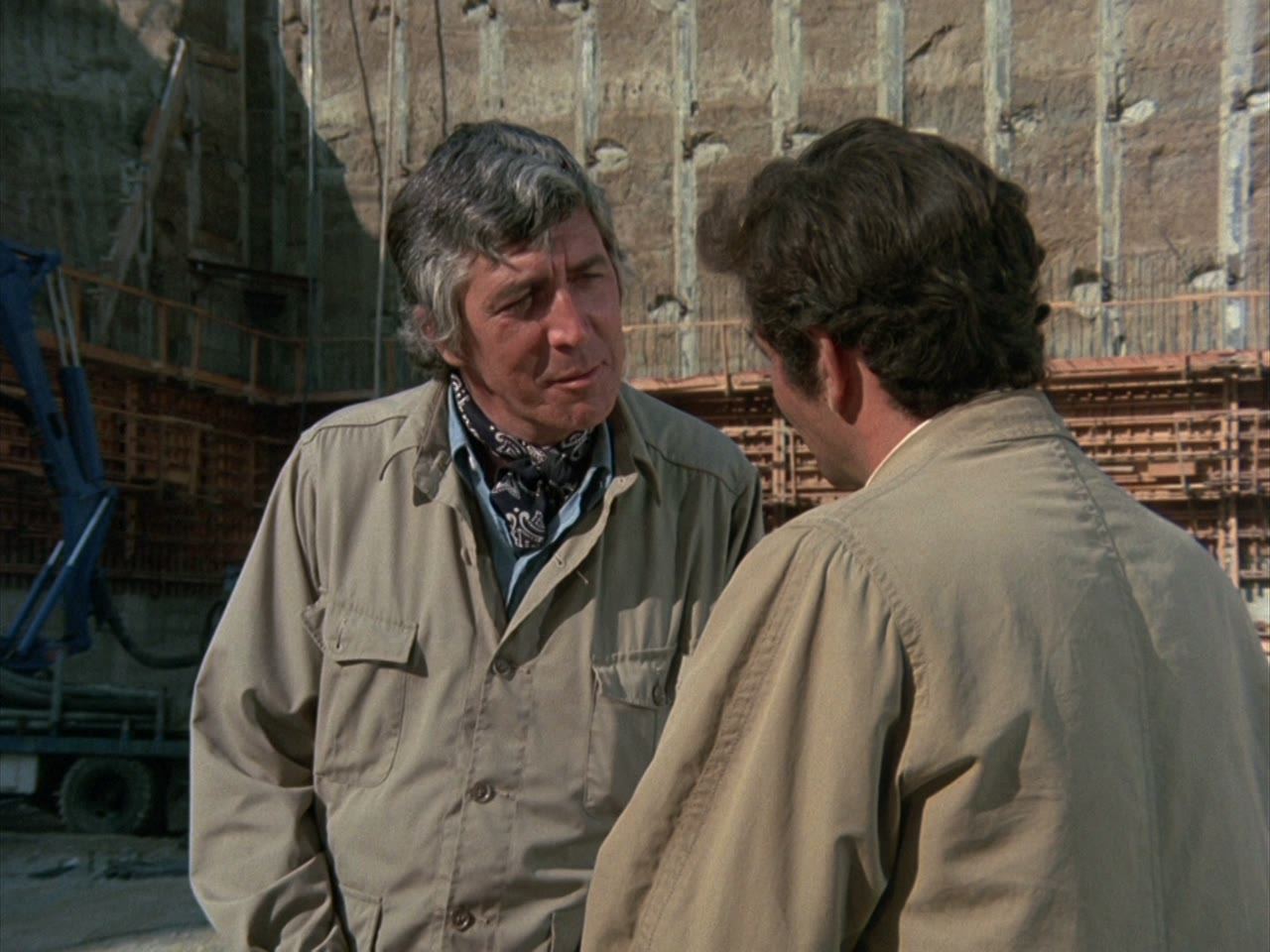 The lieutenant on the site where the foundation is poured