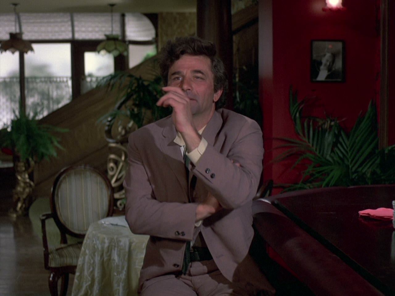 By day the room is empty and nobody is in the lieutenant's way